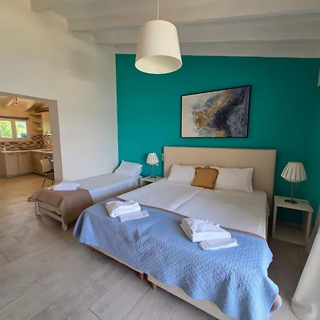 Coco's Corfu 2*